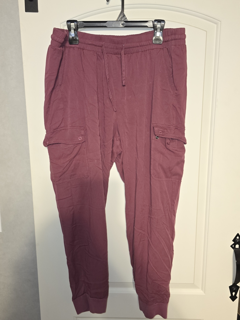 torrid Women's Cargo Jogger Pants - Wine